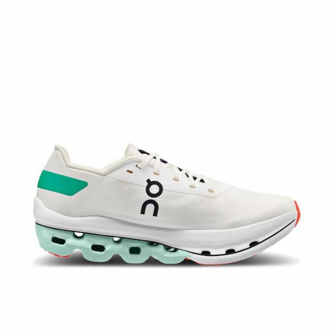 On-Cloudboom-Echo - Right